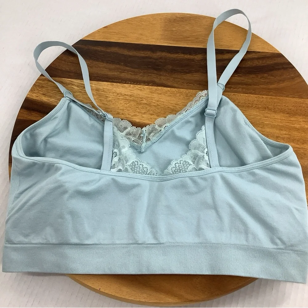 Cacique Bralette Bra 14/16 Nylon Spandex Blue Lace trim No Padding Wireless.